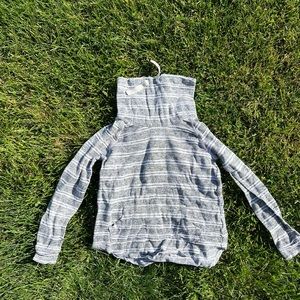 Stripped turtleneck sweater